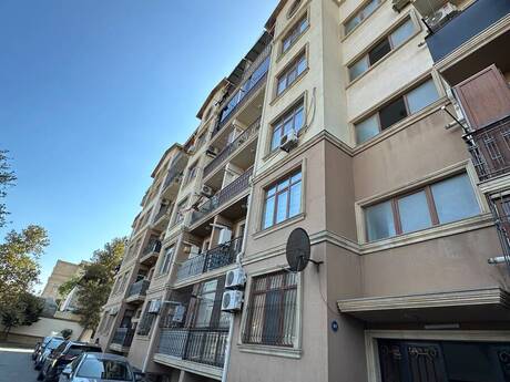 Elan №6542767 - Bakı, Qara Qarayev m., 2 otaqlı, 74 m², 2/5 mərtəbə
