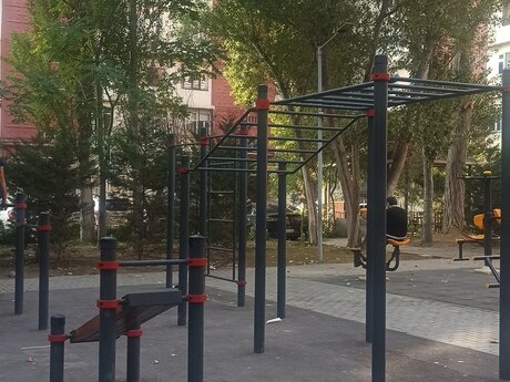 İnşaatçılarda 4 otaqlı köhnə tikili mənzil satılır, 110 m², 231 000 AZN, şəkil 2 / 12
