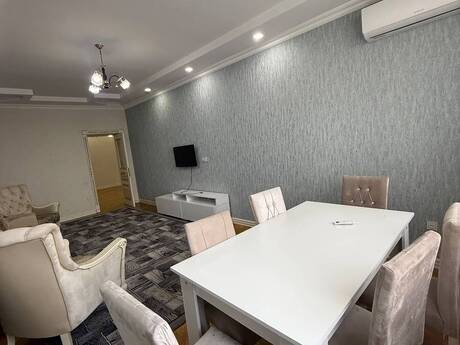 Сдаётся 4-комнатная квартира в новостройке, İnşaatçılar, 150 м², 950 AZN/мес, фото 2 / 11