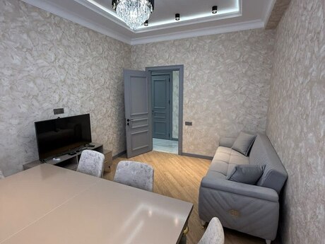 3 otaq · 90 m²