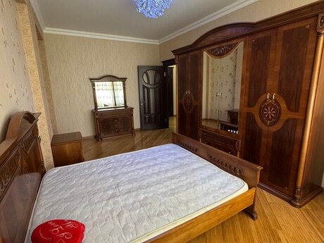 Yeni Günəşlidə 3 otaqlı yeni tikili mənzil kirayə verilir, 130 m², 725 AZN/ay, şəkil 5 / 8