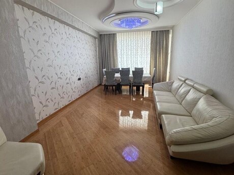 Yeni Günəşlidə 3 otaqlı yeni tikili mənzil kirayə verilir, 130 m², 725 AZN/ay, şəkil 2 / 8
