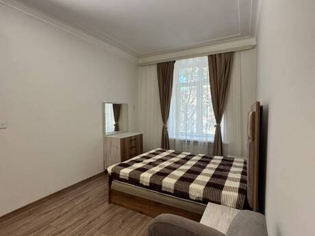 İçəri Şəhərdə 4 otaqlı köhnə tikili mənzil kirayə verilir, 100 m², 1 400 AZN/ay, şəkil 4 / 12