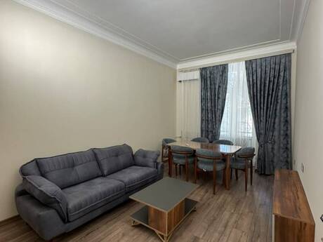 Elan №6542850 - Bakı, İçəri Şəhər m., 4 otaqlı, 100 m², 3/5 mərtəbə