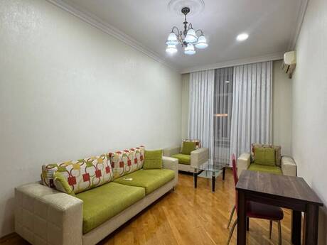 İçəri Şəhərdə 2 otaqlı köhnə tikili mənzil kirayə verilir, 62 m², 999 AZN/ay, şəkil 3 / 6
