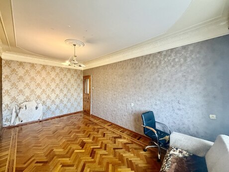 Xalqlar Dostluğunda 3 otaqlı köhnə tikili mənzil satılır, 80 m², 207 000 AZN, şəkil 3 / 12