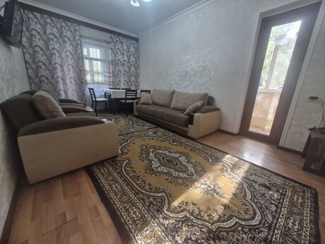 Neftçilərdə 1 otaqlı köhnə tikili mənzil satılır, 40 m², 150 000 AZN, şəkil 2 / 12