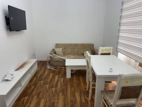 Elan №6542885 - Bakı, Sahil m., 2 otaqlı, 45 m², 2/5 mərtəbə