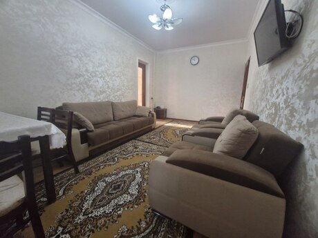Neftçilərdə 1 otaqlı köhnə tikili mənzil satılır, 40 m², 150 000 AZN, şəkil 3 / 12