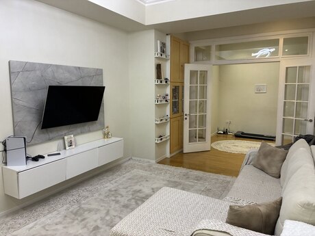 Yasamalda 2 otaqlı yeni tikili mənzil satılır, 90 m², 255 000 AZN, şəkil 2 / 8