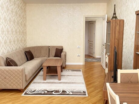 Elan №6542964 - Bakı, Ağ şəhər q., 3 otaqlı, 126 m², 3/7 mərtəbə