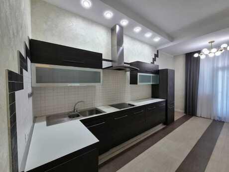 3 otaqlı mənzil, 153 m², 28 May, 720 000 AZN