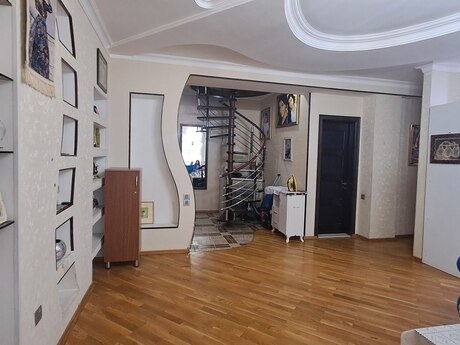 4-room new-build apartment for sale in Nərimanov, 176 m², 360 000 AZN, photo 3 / 12