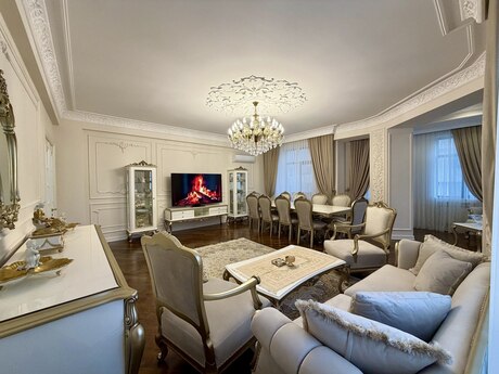28 Mayda 3 otaqlı yeni tikili mənzil satılır, 157 m², 620 000 AZN, şəkil 2 / 12