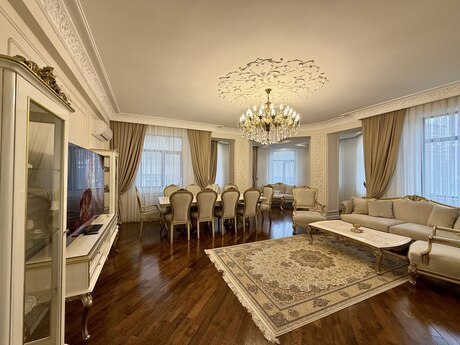 28 Mayda 3 otaqlı yeni tikili mənzil satılır, 157 m², 620 000 AZN, şəkil 5 / 12