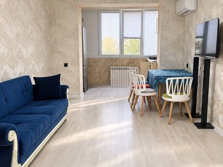 Elan №6543087 - Bakı, İnşaatçılar m., 3 otaqlı, 70 m², 3/5 mərtəbə