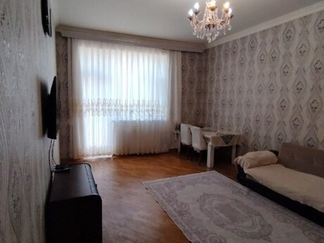 Elan №6543189 - Bakı, Nəsimi r., 2 otaqlı, 70 m², 17/19 mərtəbə