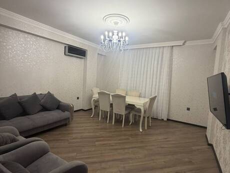 Qurtuluş 93 kompleksində 2 otaqlı yeni tikili mənzil satılır, 70 m², 105 000 AZN, şəkil 3 / 10