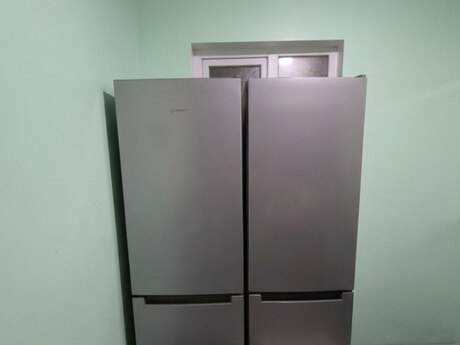 4-room old-build apartment for rent in Yasamal, 110 m², 170 AZN/mo, photo 4 / 8