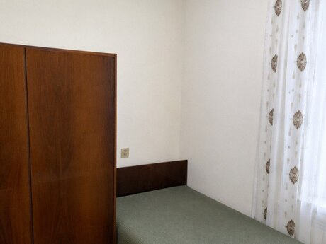 4 otaqlı mənzil, 110 m², Yasamal, 170 AZN