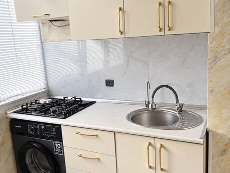 İnşaatçılarda 3 otaqlı köhnə tikili mənzil kirayə verilir, 60 m², 746 AZN/ay, şəkil 5 / 9