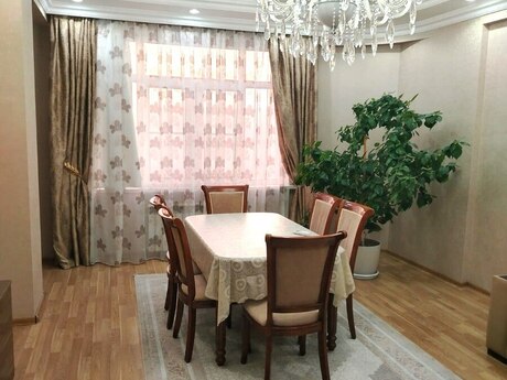 3 otaq · 96 m² · 10/17 mərtəbə, Yeni Yasamal