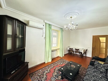 2-room old-build apartment for sale in Həzi Aslanov, 60 m², 155 000 AZN, photo 3 / 12