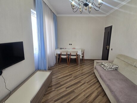 Xalqlar Dostluğunda 2 otaqlı köhnə tikili mənzil satılır, 65 m², 166 000 AZN, şəkil 4 / 12