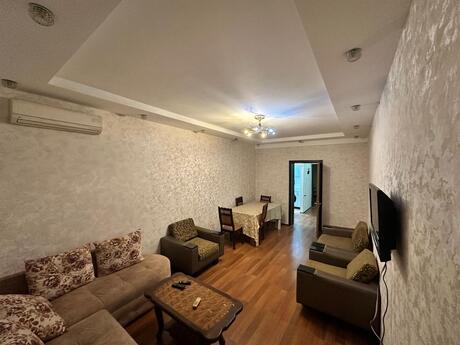 Elan №6543222 - Bakı, Dərnəgül m., 2 otaqlı, 69 m², 2/18 mərtəbə