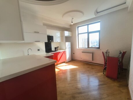2-room new-build apartment for sale in Əhmədli, 82 m², 230 000 AZN, photo 2 / 12
