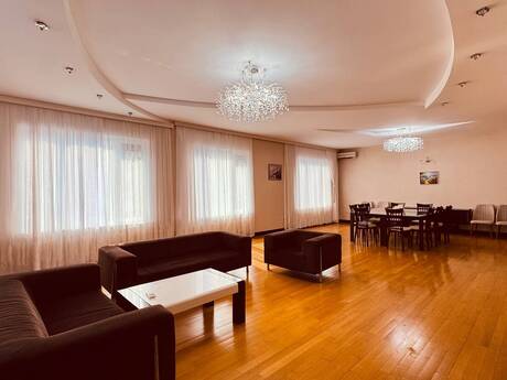 5-room new-build apartment for rent in Nəsimi, 330 m², 2 500 AZN/mo, photo 5 / 12