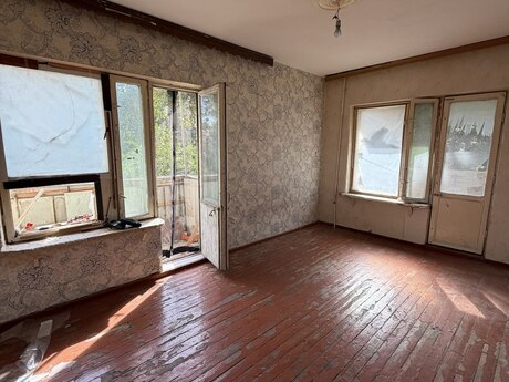 Bakıxanovda 1 otaqlı köhnə tikili mənzil satılır, 40 m², 116 000 AZN, şəkil 2 / 11