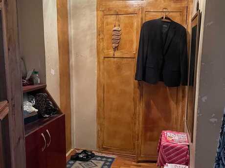 8-ci mikrorayonda 1 otaqlı köhnə tikili mənzil satılır, 40 m², 106 000 AZN, şəkil 2 / 12