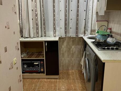 Bakıxanovda 3 otaqlı köhnə tikili mənzil kirayə verilir, 60 m², 620 AZN/ay, şəkil 3 / 12