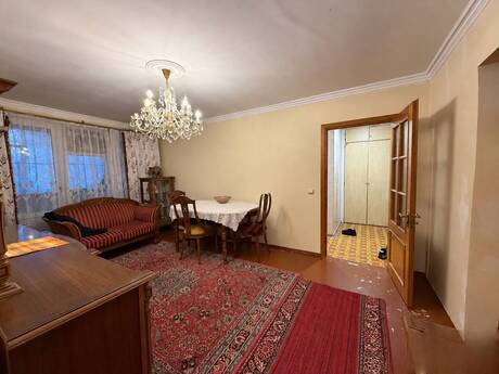 İnşaatçılarda 2 otaqlı köhnə tikili mənzil satılır, 48 m², 157 000 AZN, şəkil 2 / 9
