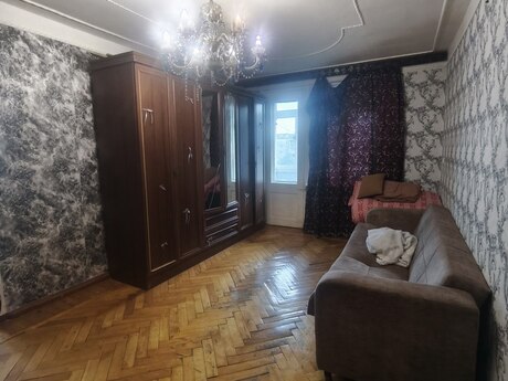 2 otaq · 60 m² · 4/5 mərtəbə, Neftçilər