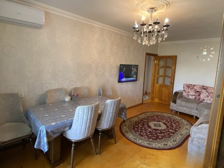 Elan №6543575 - Bakı, Xalqlar Dostluğu m., 4 otaqlı, 72 m², 4/5 mərtəbə
