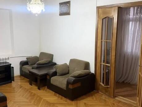 2-room old-build apartment for sale in Həzi Aslanov, 45 m², 104 000 AZN, photo 3 / 10