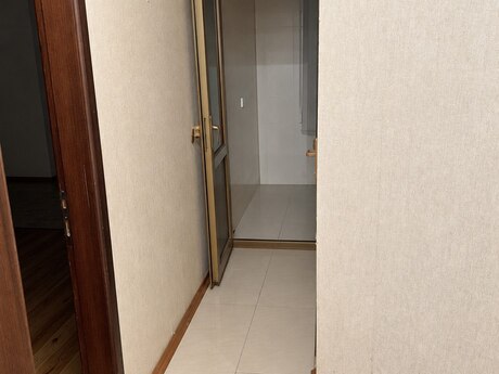 3-room old-build apartment for sale in Həzi Aslanov, 80 m², 165 000 AZN, photo 3 / 7