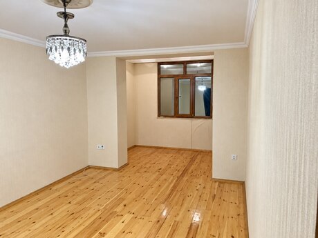 Elan №6543613 - Bakı, Həzi Aslanov m., 3 otaqlı, 80 m², 3/5 mərtəbə
