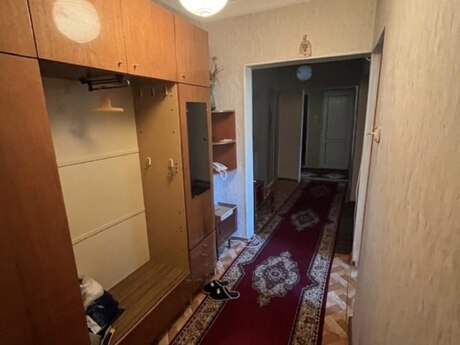 Azadlıq Prospektidə 4 otaqlı köhnə tikili mənzil kirayə verilir, 105 m², 600 AZN/ay, şəkil 4 / 9