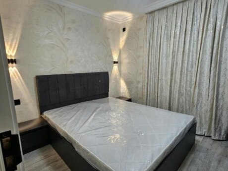 İnşaatçılarda 2 otaqlı köhnə tikili mənzil satılır, 55 m², 132 000 AZN, şəkil 2 / 10
