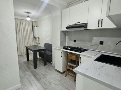 İnşaatçılarda 2 otaqlı köhnə tikili mənzil satılır, 55 m², 132 000 AZN, şəkil 3 / 10
