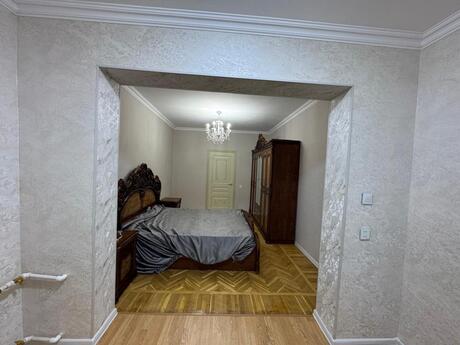 Memar Əcəmidə 2 otaqlı köhnə tikili mənzil kirayə verilir, 70 m², 700 AZN/ay, şəkil 4 / 12
