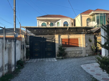 4 rooms · 153 m², Biləcəri
