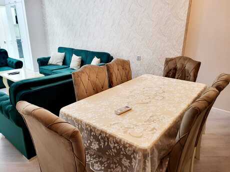 Elan №6543939 - Bakı, Nizami m., 2 otaqlı, 70 m², 2/18 mərtəbə