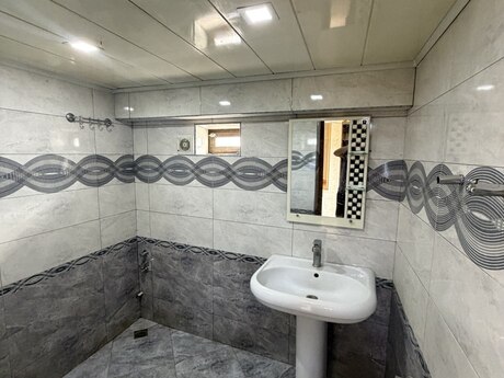Qaraçuxurda 2 otaqlı köhnə tikili mənzil kirayə verilir, 50 m², 450 AZN/ay, şəkil 5 / 9
