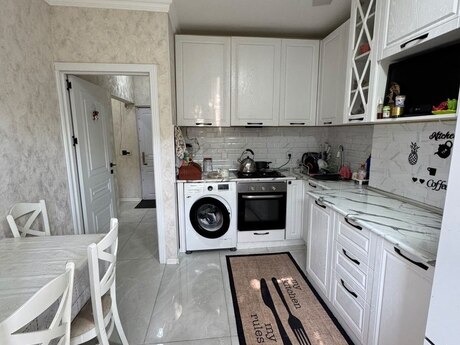 Объявление №6543755 - Баку, м. Иншаатчылар, 2-комн., 55 м², 2/9 этаж