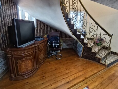 5 rooms · 150 m², Köhnə Günəşli