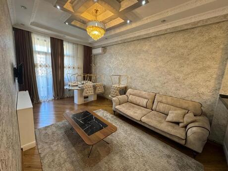 Elan №6543841 - Bakı, Gənclik m., 2 otaqlı, 70 m², 12/16 mərtəbə